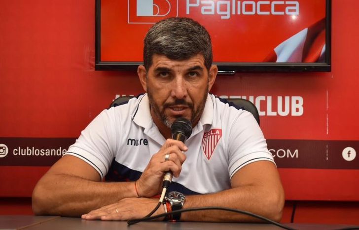 El DT evalúa posibles regresos