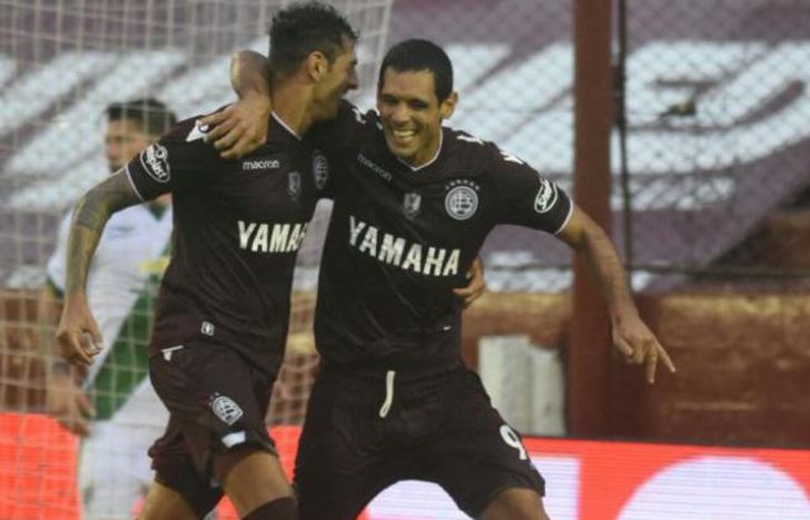 La tarde lluviosa del hat-trick con goleada por 4-2.