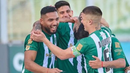 Una de las promesas de Banfield podrían emigrar a Europa.