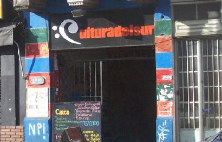 en avenida meeks 1066, temperley.