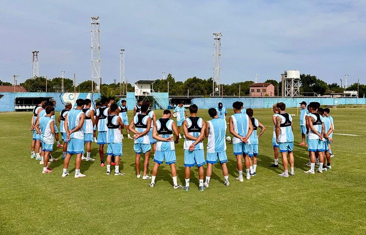 Temperley cedió dos nuevos futbolistas al fútbol ecuatoriano.