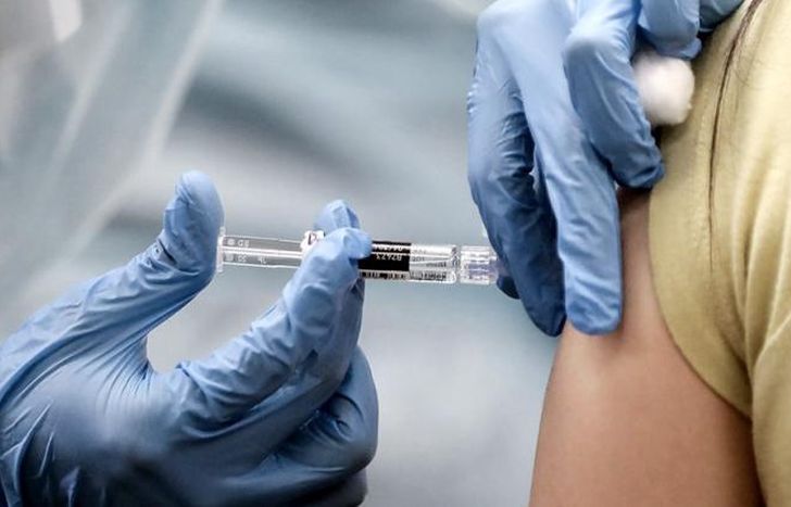 Se enviaron casi 350 mil turnos de segunda dosis para menores.