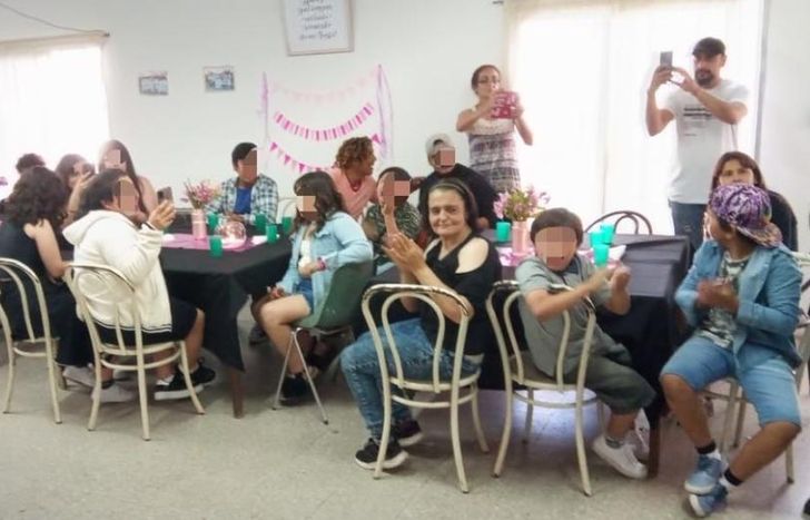 Para que comiencen el ciclo lectivo con sus propios materiales.