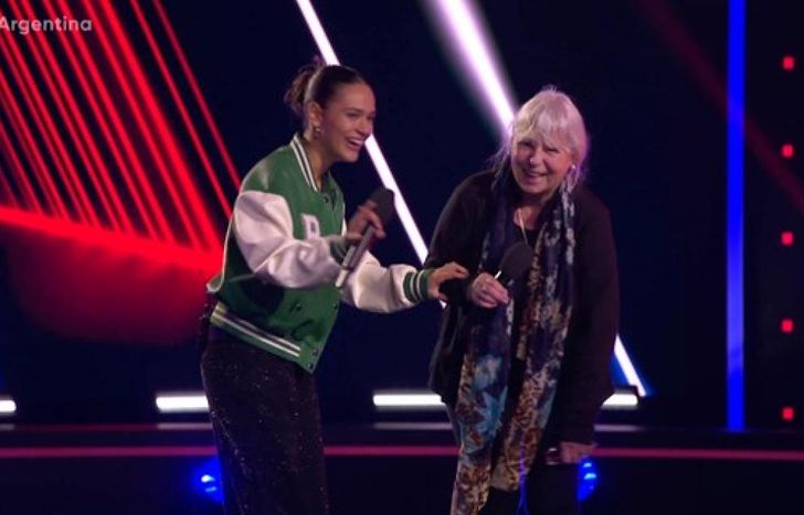 Avril y su abuela Diana en La Voz Argentina.
