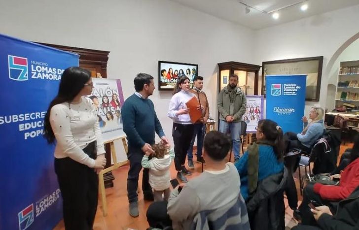 Salón y Causa se proyectó en el Museo Americanista.