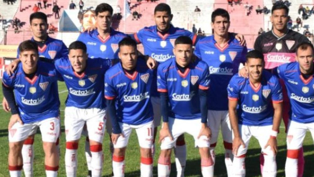 Los Andes se prepara para enfrentar al Docke.