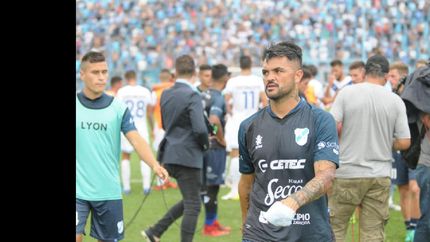 se aleja de temperley y se acerca a tristan suarez se aleja de temperley y se acerca a tristan suarez