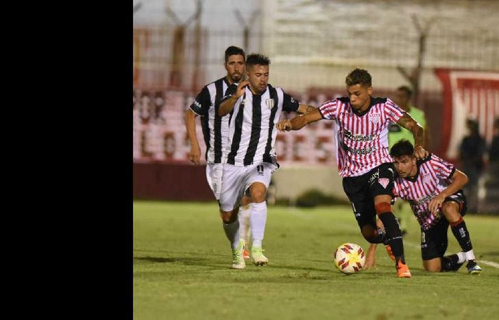 Silva se lesionó la semana pasada y estará 21 inactivo.