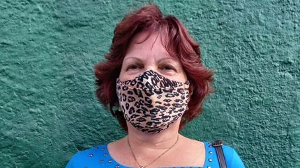 Olga, vecina de Banfield, fue vacunada este martes.