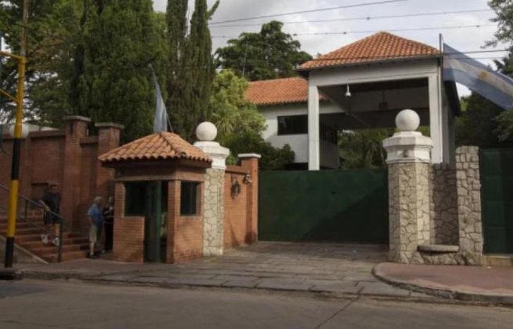 El Presidente se reunió con el Comité de Infectólogos.