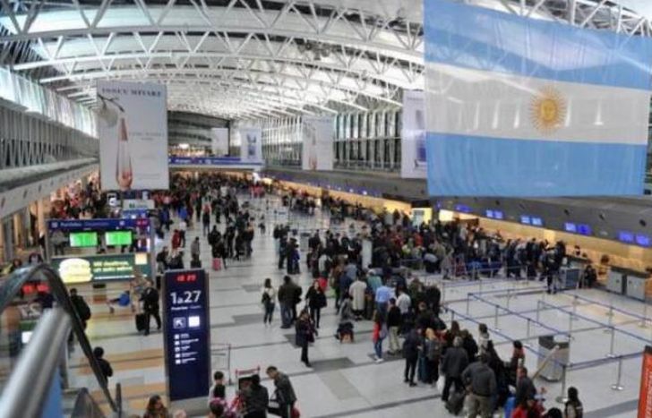 Deberán aislarse los que lleguen al país de zonas afectadas.