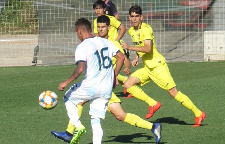El delantero de Banfield, Agustin Urzi, ingresó a jugar la parte complementaria.