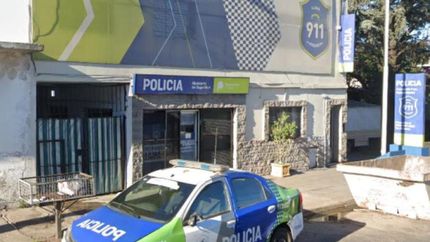 Efectivos de la Comisaría 9ª de Parque Barón participaron de la detención.