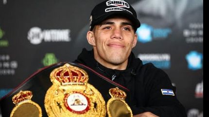 El nacido en La Matanza tenía pactado un cruce con el brasileño Patrick Teixeira, en California, por el título mundial
