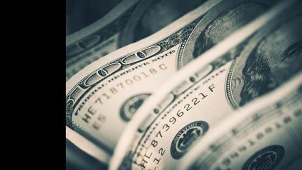 el impuesto del 30% incluira a la compra de dolares para atesoramiento
