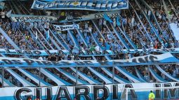 Detuvieron a un integrante de la barrabrava de Racing que era buscado en Lomas.