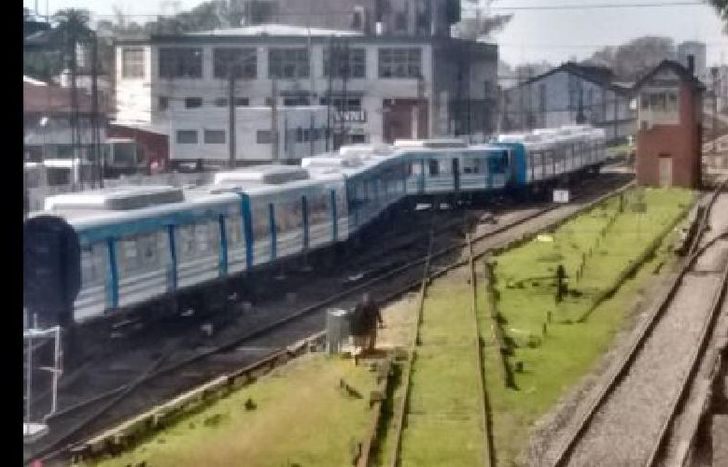 tren sarmiento descarrilo