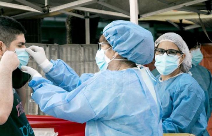 Se sostiene el descenso de casos de Covid en la Argentina.