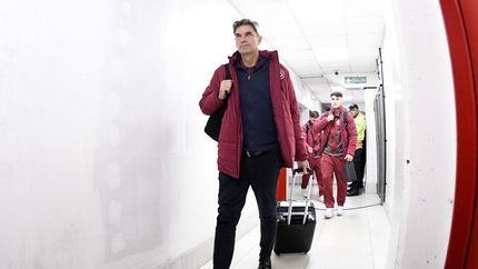 Mauricio Pellegrino no pudo clasificar a Lanús a los cuartos de final del Torneo Apertura. Mauricio Pellegrino no pudo clasificar a Lanús a los cuartos de final del Torneo Apertura.