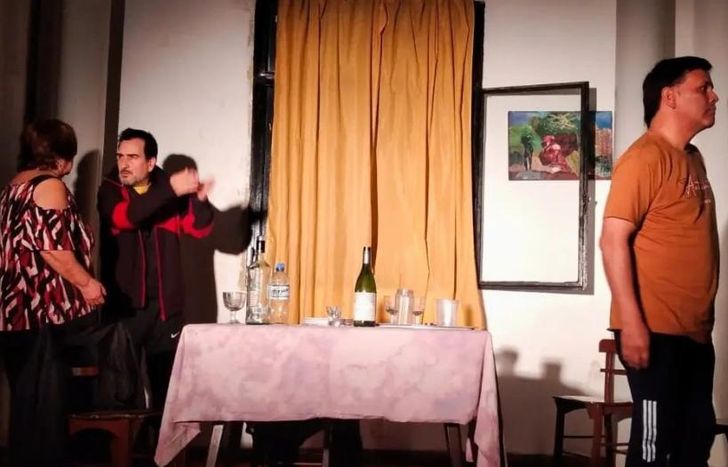 La EMAD forma a actores y actrices durante una carrera de 3 años.