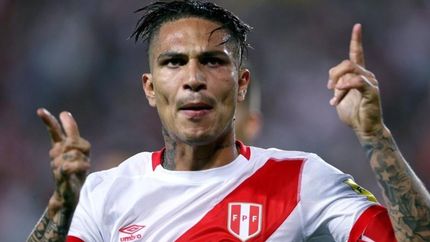banfield apuesta fuerte y va por los goles de paolo guerrero