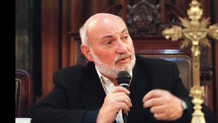 fallecio el padre luis farinello