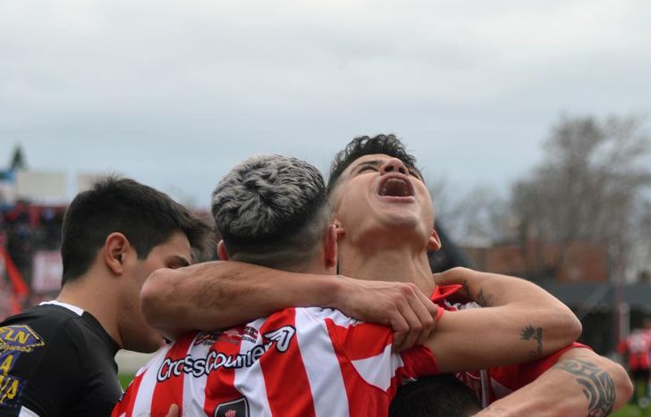 El delantero fue fundamental para romper el maleficio.