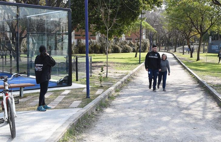 Para salir a caminar en buzito.