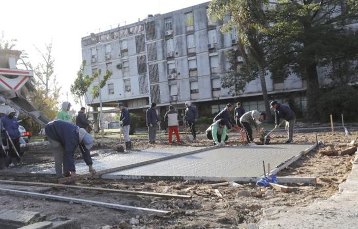 La plaza está ubicada en Frías y Sixto Fernández.