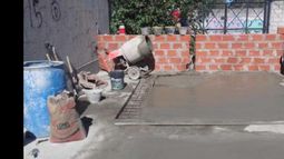 Con obras, arreglan y mejoran la infraestructura de las escuelas de Lomas