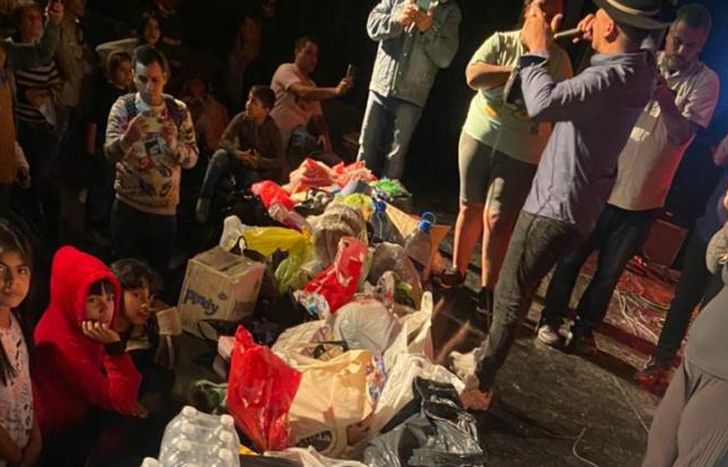 Cantaron para ayudar a los vecinos que más lo necesitan.