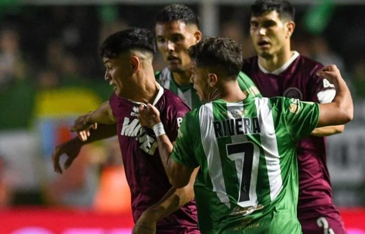 Julio celebró su primer Clásico del Sur.