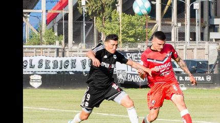 vico y la dirigencia definen altas y bajas
