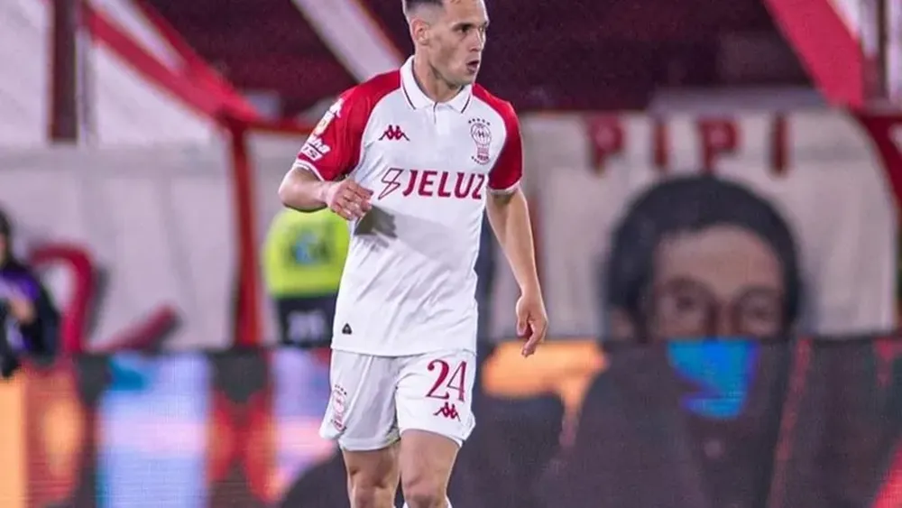 Tomás Guidara se convertirá en el primer refuerzo de Lanús en este mercado de pases. Tomás Guidara se convertirá en el primer refuerzo de Lanús en este mercado de pases.