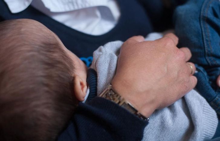 El cuidado es transitorio para familias con hijos propios.