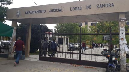 La víctima fue encontrada asesinada a puñaladas, dentro de un tanque de agua.