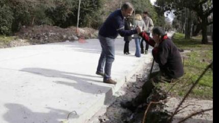 la obra de repavimentacion de la calle carlos diehl entro en su etapa final