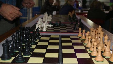 El club dicta clases de talleres todos los martes.