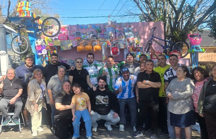 En el último encuentro vecinal en Banfield Oeste con motivo del festejo del Día del Niño.