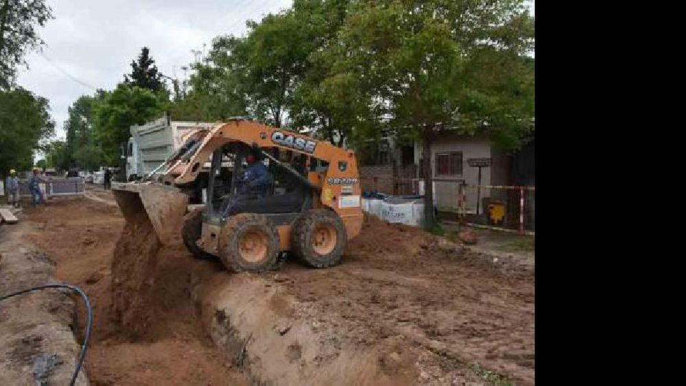 Construyen una nueva red de cloacas en Monte Grande
