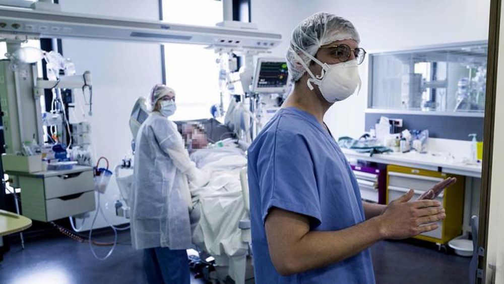 Récord en un día de fin de semana: más de 32 mil casos de Covid.