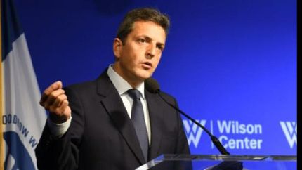 Massa dijo que el próximo Gobierno deberá renegociar el acuerdo con el FMI