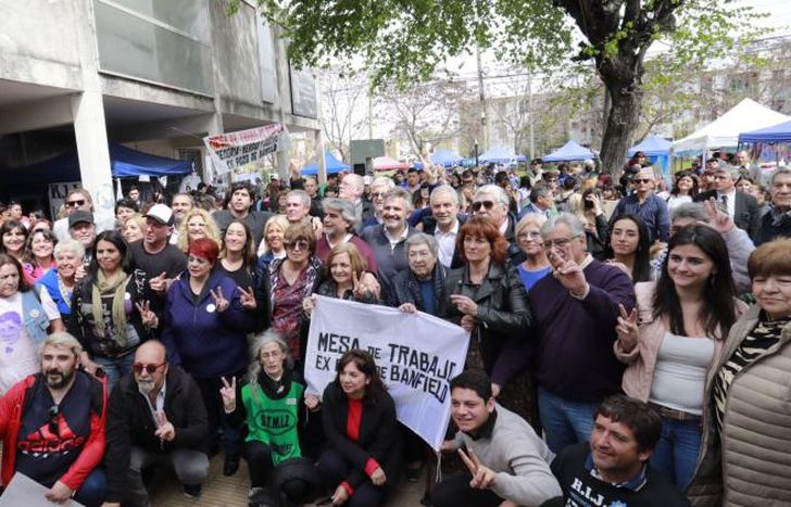 Se congregaron militantes y estudiantes.