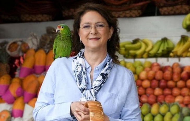 Cocinera, en los mercados.