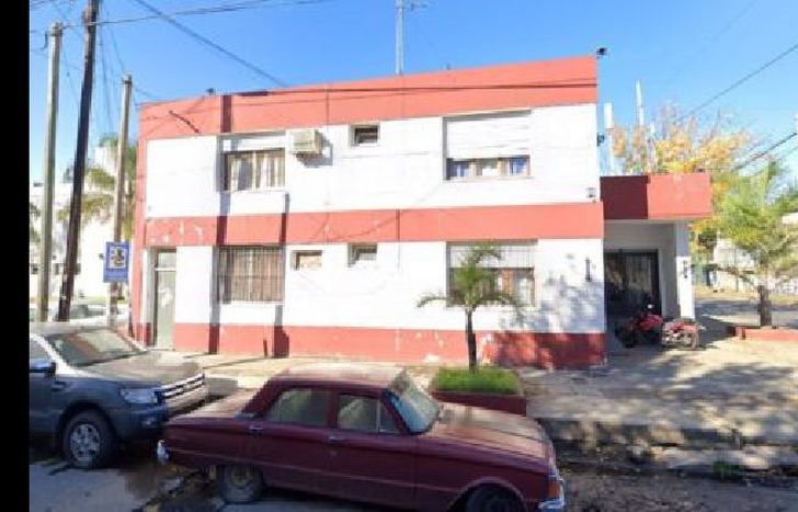 Hay 30 personas detenidas en la comisaría.