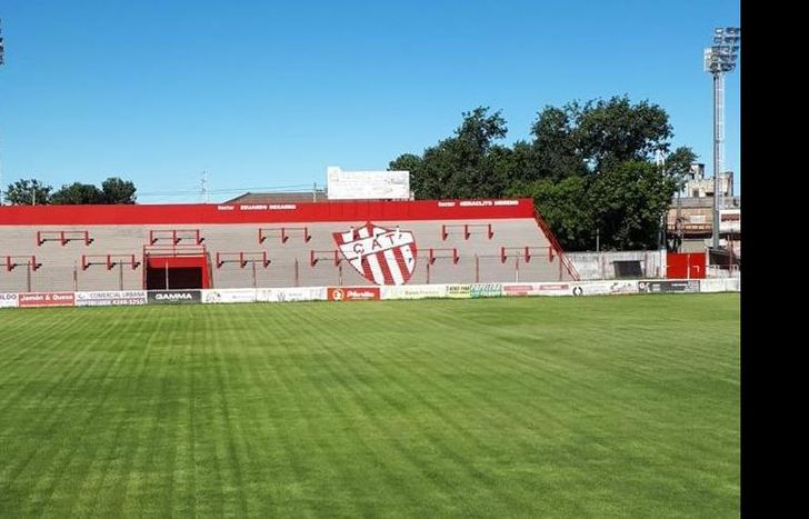 Se suspendió Talleres-Español por falta de garantías tras los incidentes fuera del estadio.