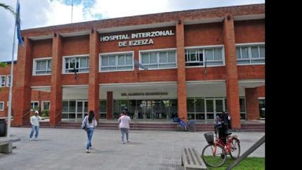 la víctima fue trasladada al hospital de ezeiza.