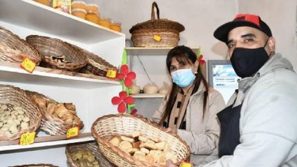 Atienden a los vecinos en un local de Pasco al 2300.