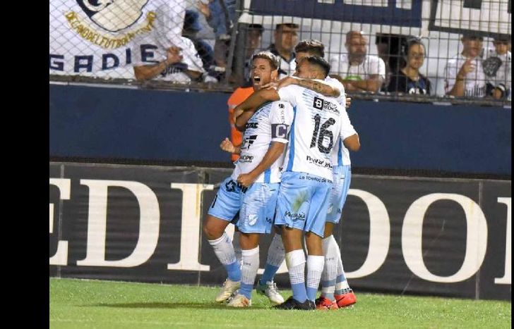 Di Lorenzo, autor del gol en Quilmes, será una pieza clave en la generación.