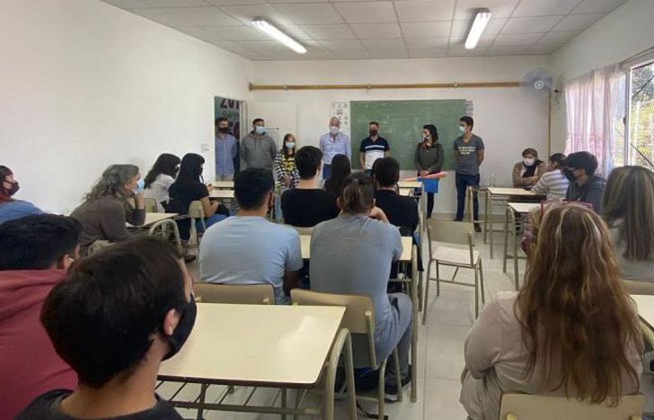 El curso se va a dictar los viernes 3, 10 y 24 de junio.